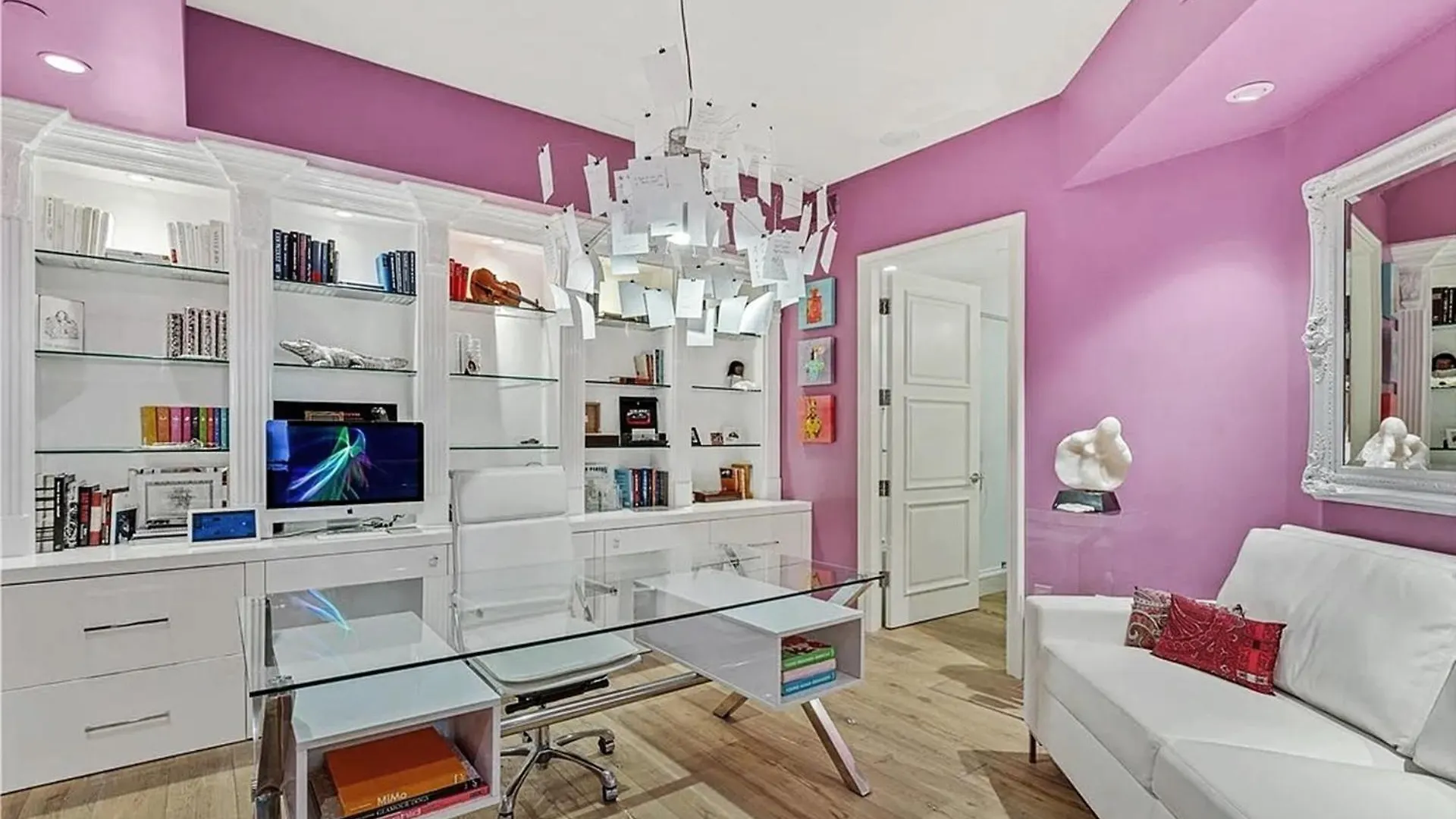 Luxurious Four-Bedroom Penthouse Лас-Вегас